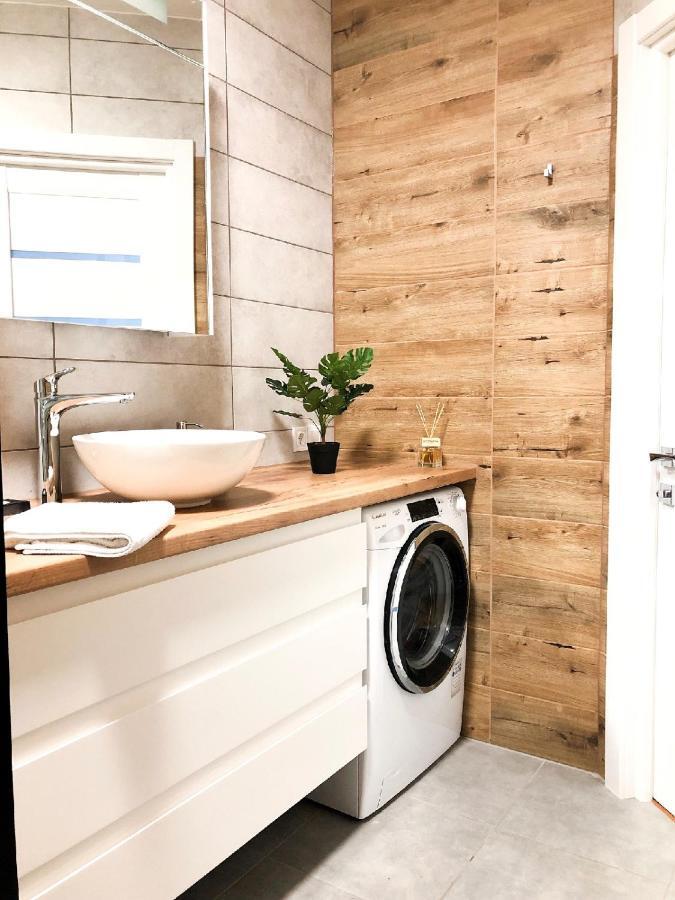 Perfect Apartment Near To Train Station And City Of Center Oldenburg Bagian luar foto